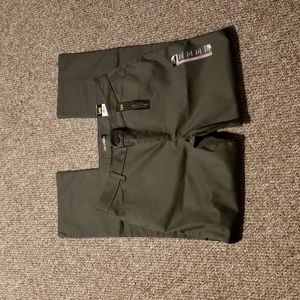 Lee's size 14 women's olive green slacks